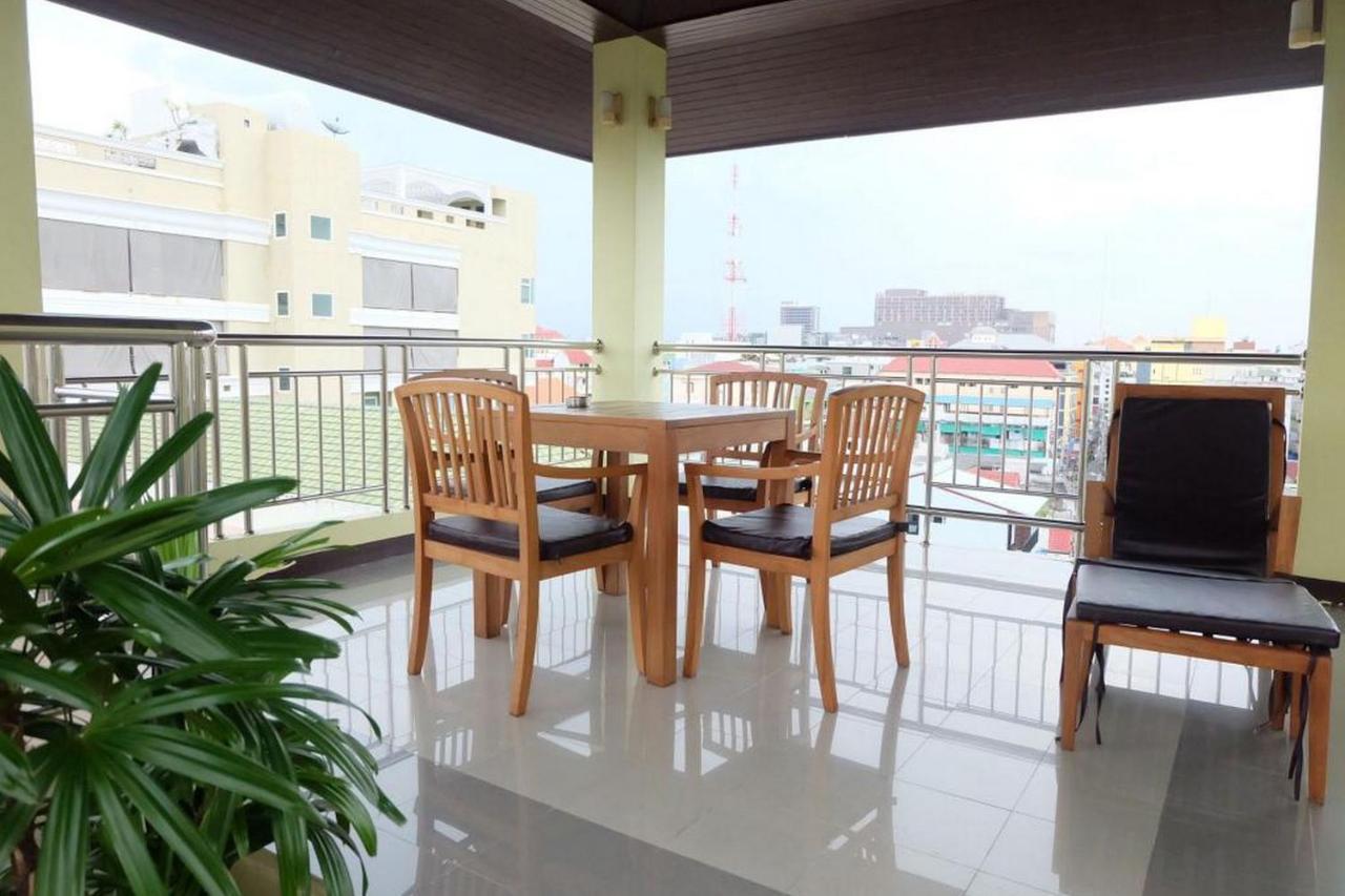 Oyo 1097 Thep Apartment Pattaja Kültér fotó